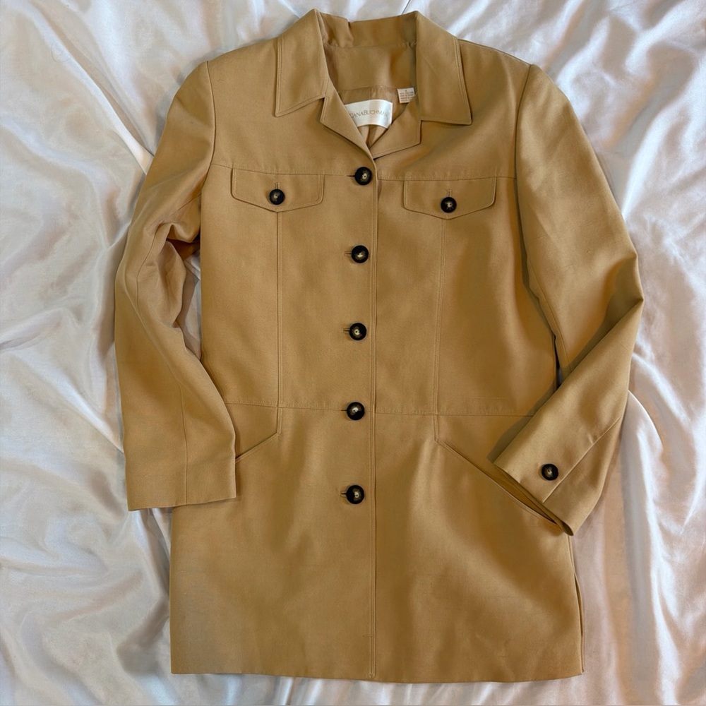 Dana Buchman Tan Button Front Blazer 100% Silk Suit Jacket Size 6